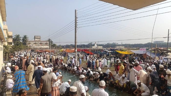 টঙ্গী বিশ্ব ইজতেমা ময়দানে দুই মুসল্লির ইন্তেকাল