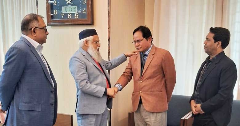 স্বাস্থ্য মহাপরিচালকের সঙ্গে তর্কে জড়ানো সেই চিকিৎসককে ক্ষমা করে পূর্বের পদে বহাল
