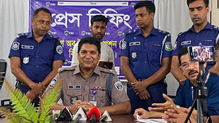 কুলিয়ারচরে এক বছর পর চাঞ্চল্যকর জাহাঙ্গীর হত্যা মামলার রহস্য উদঘাটন, গ্রেপ্তার ২